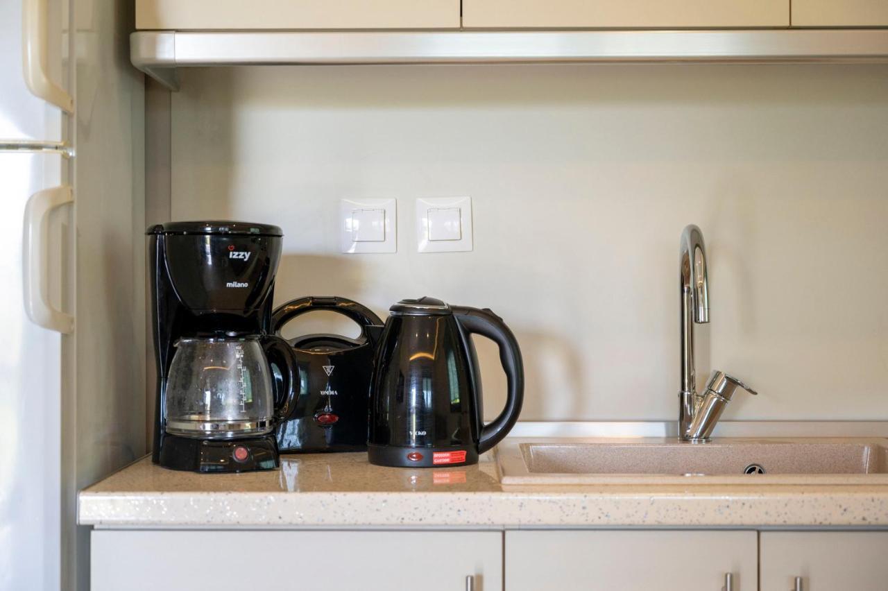 Exochiko Kalamitsi Apartment Ngoại thất bức ảnh