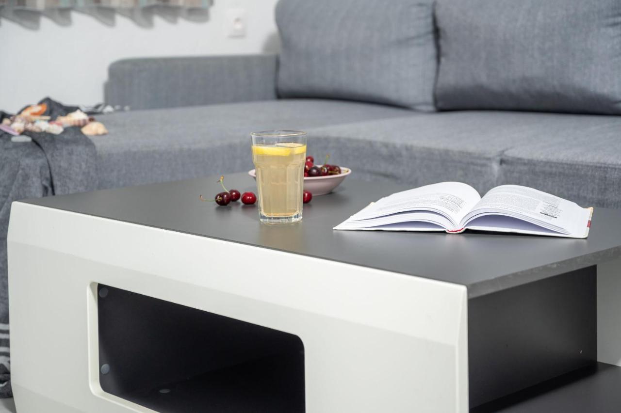 Exochiko Kalamitsi Apartment Ngoại thất bức ảnh