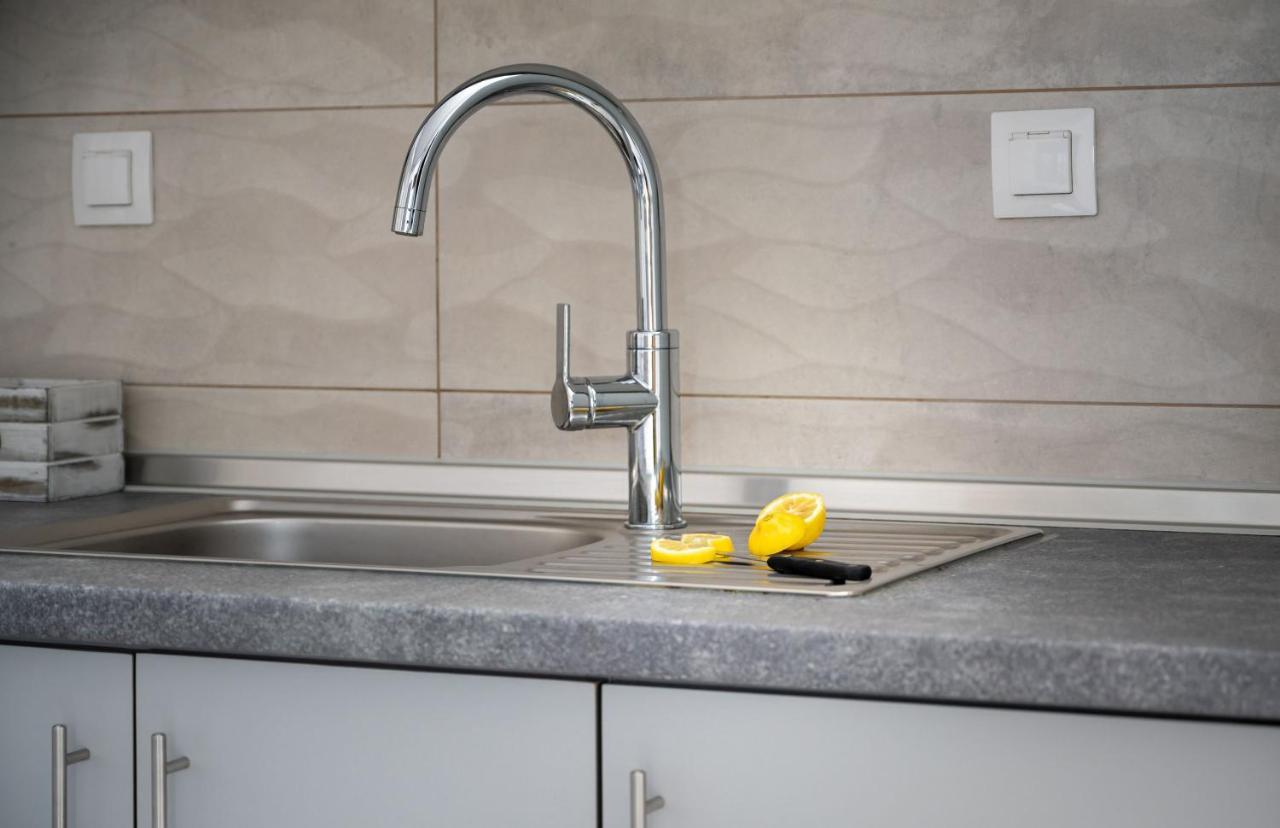 Exochiko Kalamitsi Apartment Ngoại thất bức ảnh