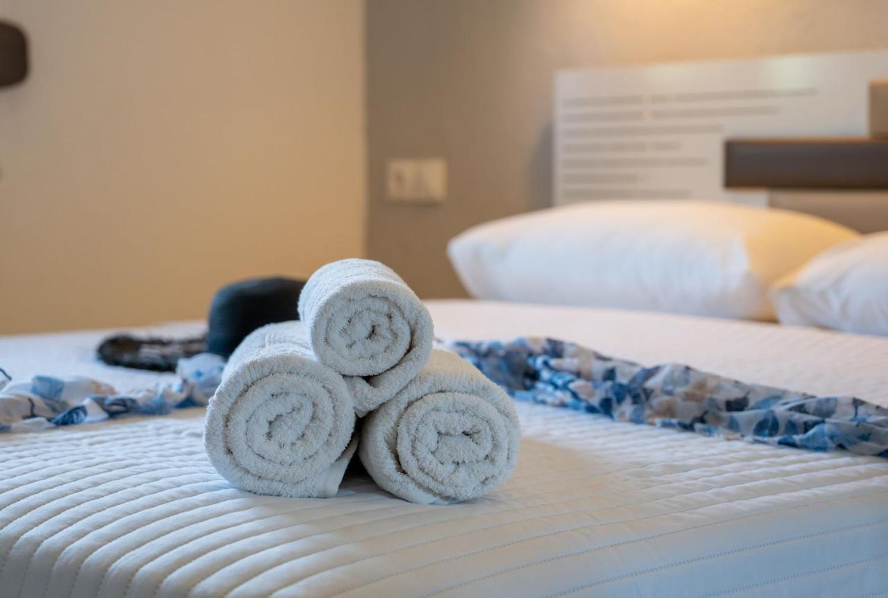 Exochiko Kalamitsi Apartment Ngoại thất bức ảnh