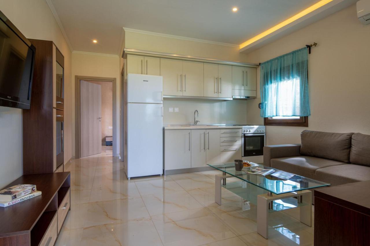 Exochiko Kalamitsi Apartment Ngoại thất bức ảnh